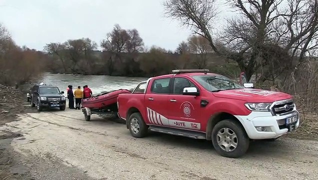 Çanakkale'de derede kaybolan genci arama çalışmaları sürüyor - ÇANAKKALE