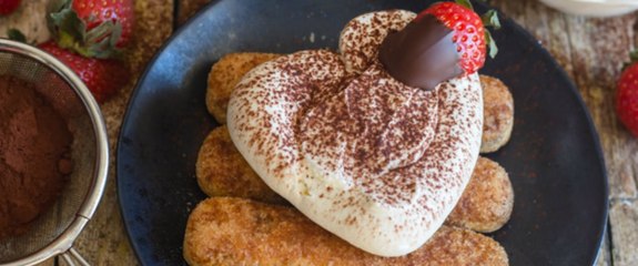 تيراميسو‭ ‬على‭ ‬شكل‭ ‬قلب‭ ‬ ‏