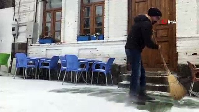 Kars yeniden beyaz gelinliğini giydi