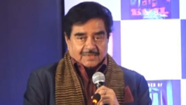 Shatrughan Sinha states, Fortunate my name didn't popped up in #MeToo | Oneindia News