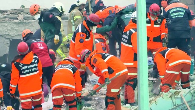 Kartal'da çöken bina - Arama ve kurtarma çalışmaları devam ediyor - İSTANBUL