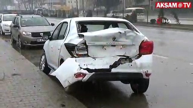 20 dakika önce aldığı otomobil hurdaya döndü