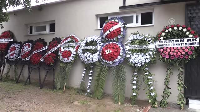 Fatih Terim'in Babası Talat Terim Son Yolculuğuna Uğurlanıyor (3)