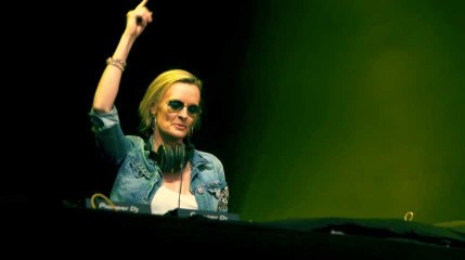 Courcelles Equality gender