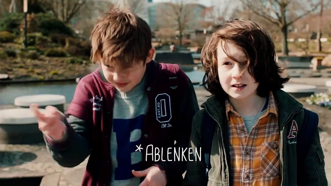 Simon sagt "Auf Wiedersehen" zu seiner Vorhaut (Trailer)