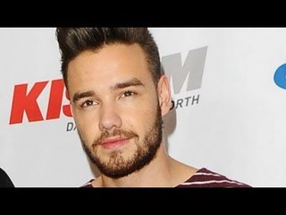 Uno de los one direction cantó por las calles de Londres