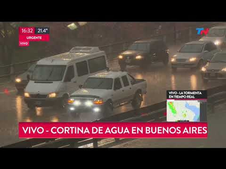 Diluvia en Buenos Aires y se hizo de noche en pleno día
