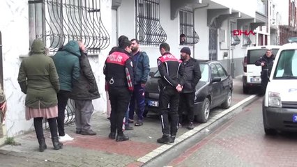 İstanbul Esenyurt'ta Boynundan Zincirlenen Genç Kızı Polis Kurtardı