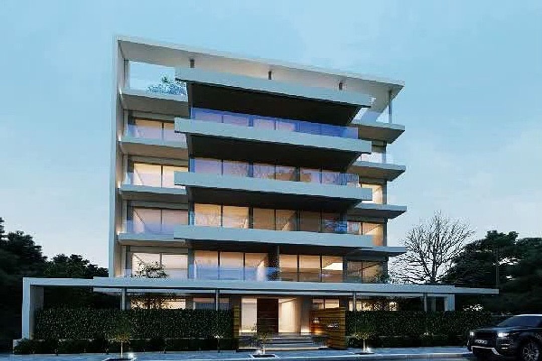 شقة للبيع في ليك فيو مساحتها 130 متر وبها حديقة