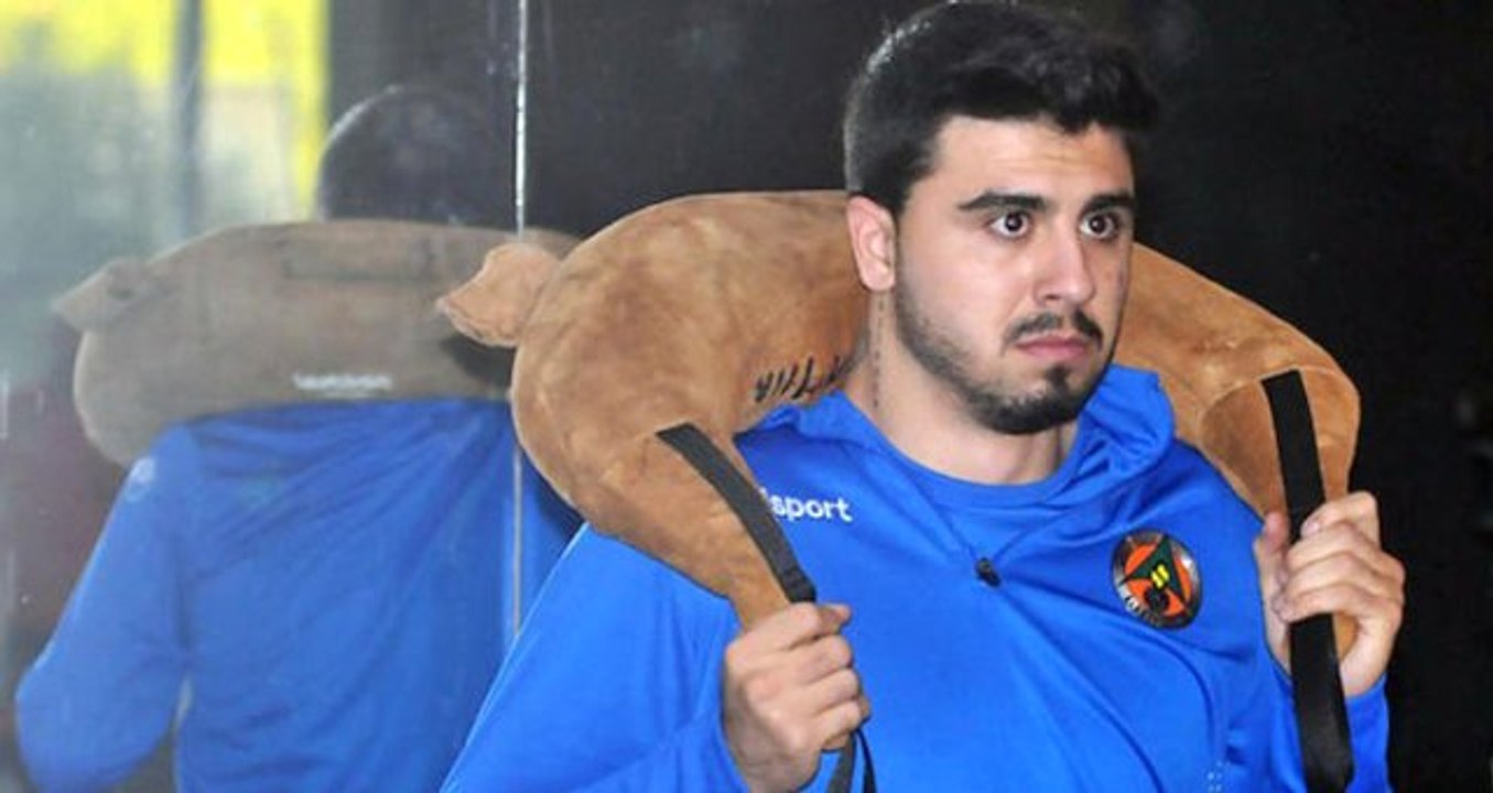 Aytemiz Alanyaspor Teknik Direktörü Sergen Yalçın: Ozan Tufan'ı Futbolcu Olduğuna İkna Etmeye Çalışıyoruz