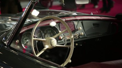 Rétromobile 2019 : la BMW 507 en vidéo