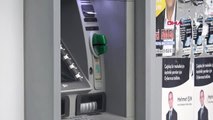 Adana Para Koymaya Geldi, Atm'deki Kopyalama Düzeneğini Fark Etti