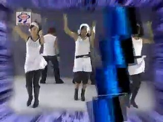 Catur Arum - Layangan [Official Music Video]