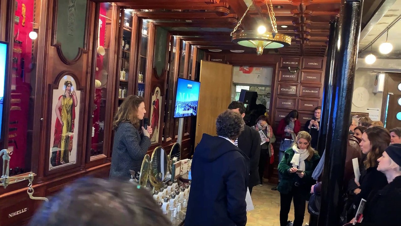 Paris Première : présentation de MAPS (Mes Adresses Parisiennes Secrètes), nouveau magazine Art de vivre.