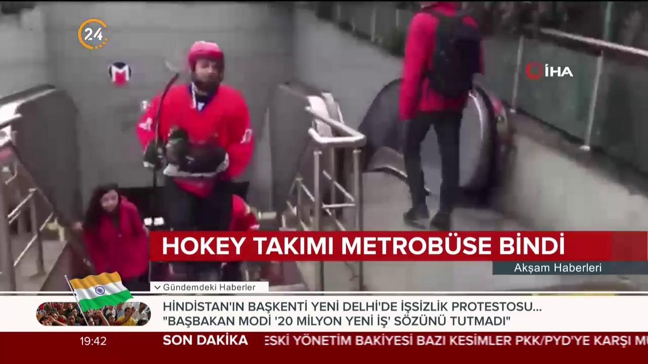 Hokey takımı metrobüse bindi