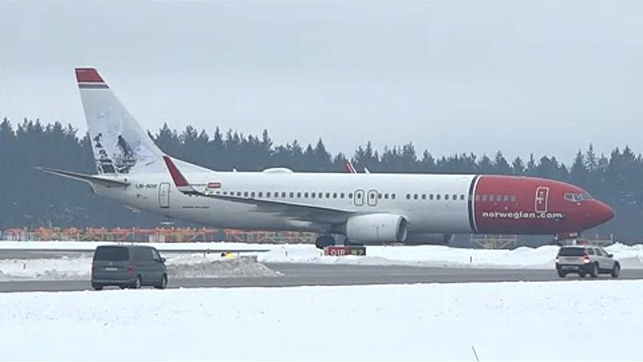 Nach Bombendrohung: Flugzeug der 'Norwegian Air' muss umdrehen