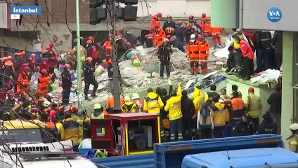 19 Saat Sonra Göçük Altından Kurtarıldı