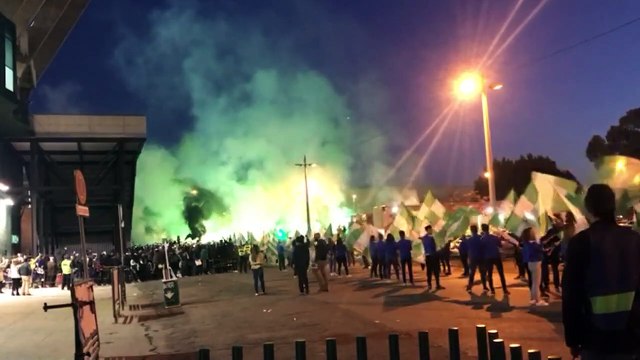 Real Betis - Valencia: Así Se Vivió la Llegada Del Betis a lo Lejos