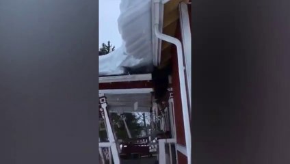 L'importance de deneiger régulièrement le toit de sa maison !