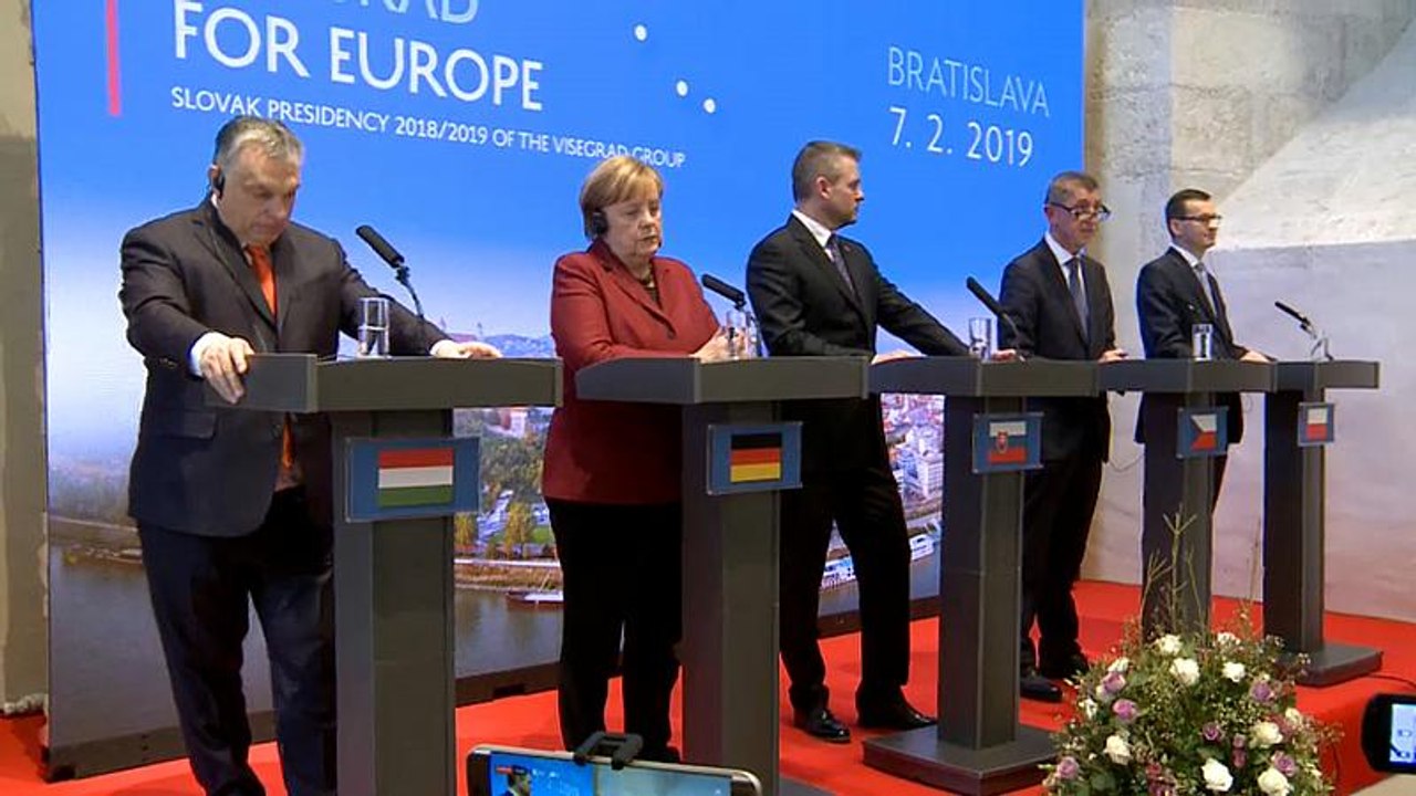 Merkel trifft Gegner ihrer Flüchtlingspolitik, die Visegrad 4