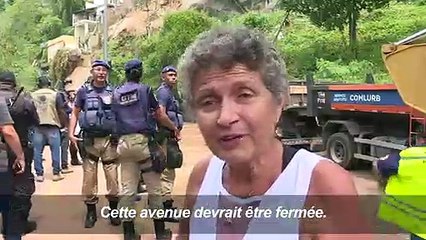 Brésil/Pluies: Les Cariocas nettoient les dégâts