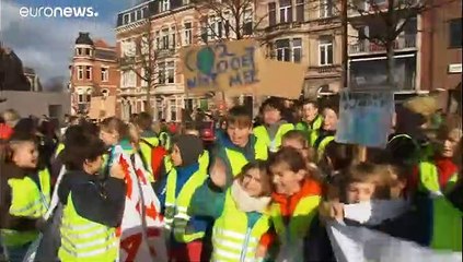 الشباب البلجيكي في الشارع من أجل المناخ واستقالة وزيرة البيئة