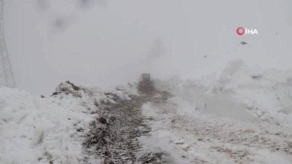 Hizan'da Kar Kalınlığı 5 Metreye Ulaştı