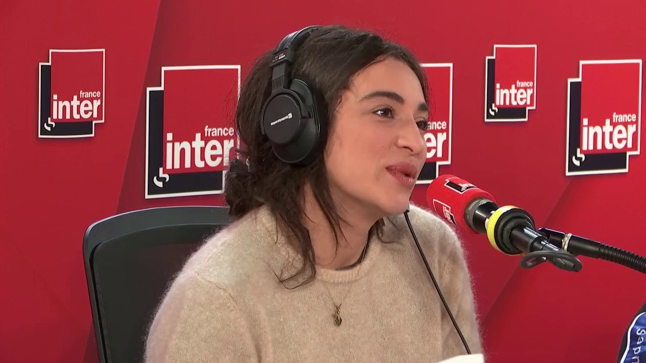 Camelia Jordana annonce qu'elle va "chanter un hommage à Charles Aznavour avec Jeanne Added et Clara Luciani"