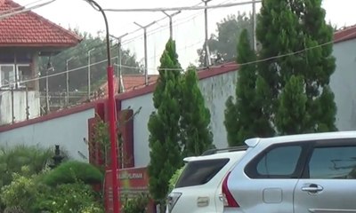 Politisi Gerindra Jenguk Ahmad Dhani