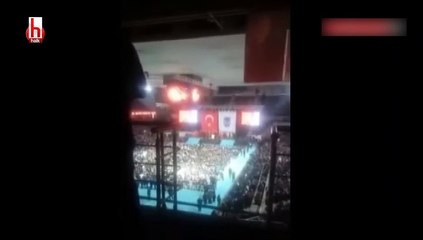 Mehmet Özhaseki konuşmaya başlayınca salonu terk ettiler