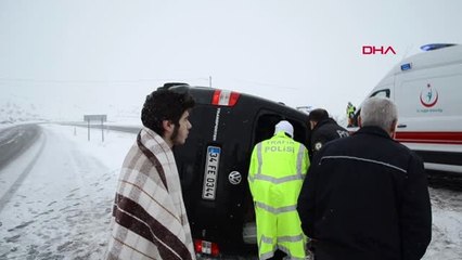 Malatya'da Minibüs Şarampole Devrildi 2'si Ağır 7 Yaralı