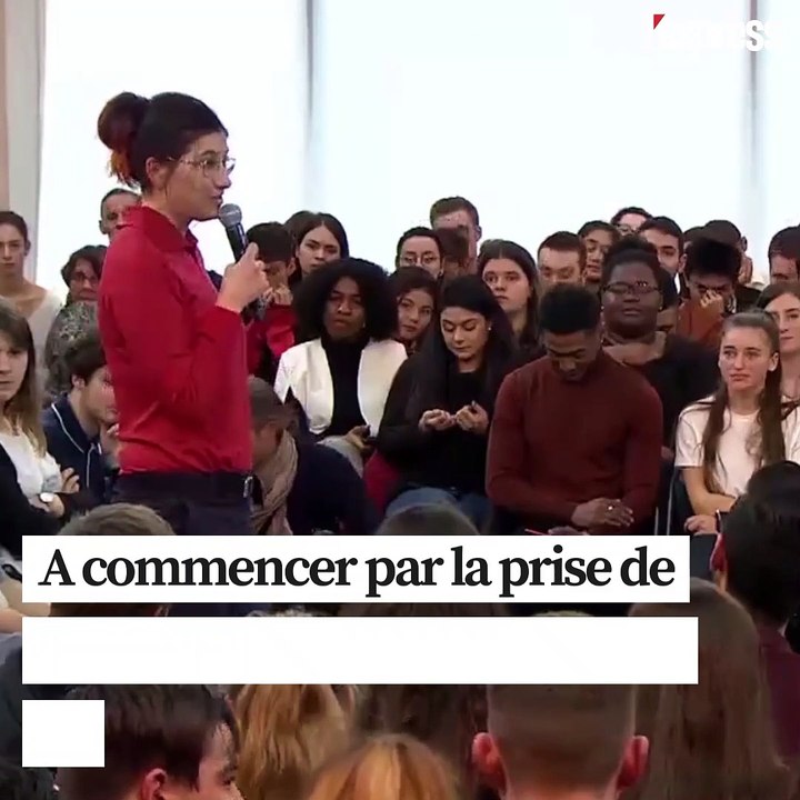 Entre interventions sérieuses et questions décalées... Les jeunes face à Macron