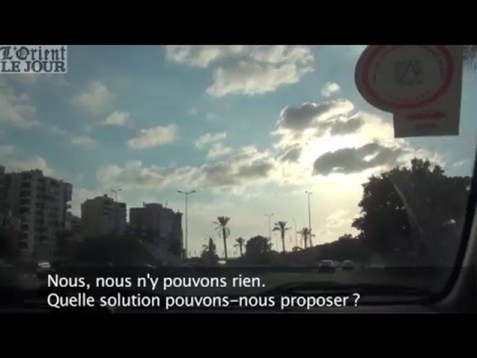 L'actualité commentée par un chauffeur de taxi service (Hassan)