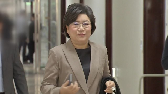 검찰, '금품수수 의혹' 이혜훈 의원 소환 / YTN