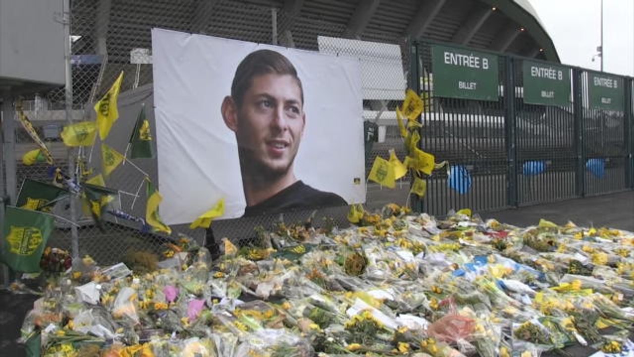 Disparition d'Emiliano Sala - Halilhodzic : "C'est un choc"
