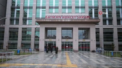 Düğün konvoyuna tekme atan kişi yakalandı