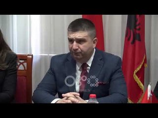 Ora News - Ambasadori kinez vlerëson investimin strategjik të "Bankers Petrolium"