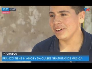 Franco tiene 14 años y da clases de música gratis