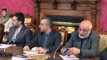 Jefe del Pentágono llega a Kabul en primera visita al extranjero