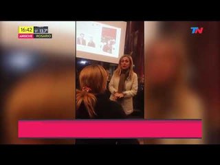 Apriete en la presentación del libro sobre 'Los monos'