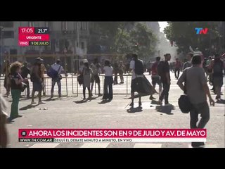 La policía desalojó a los manifestantes en 9 de Julio
