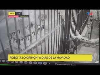 Se robó a Papá Noel con una caña de pescar