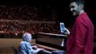 Tiene 91 años y subió al escenario a tocar el piano con Axel