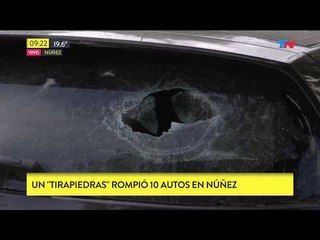 Un "tirapiedras" rompió 10 autos en Belgrano