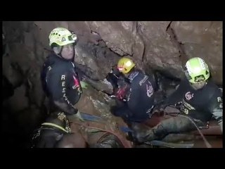 Milagro: Rescataron a todos los chicos y el entrenador de la cueva de Tailandia