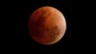 El eclipse más largo del siglo: La Luna comienza a ponerse roja