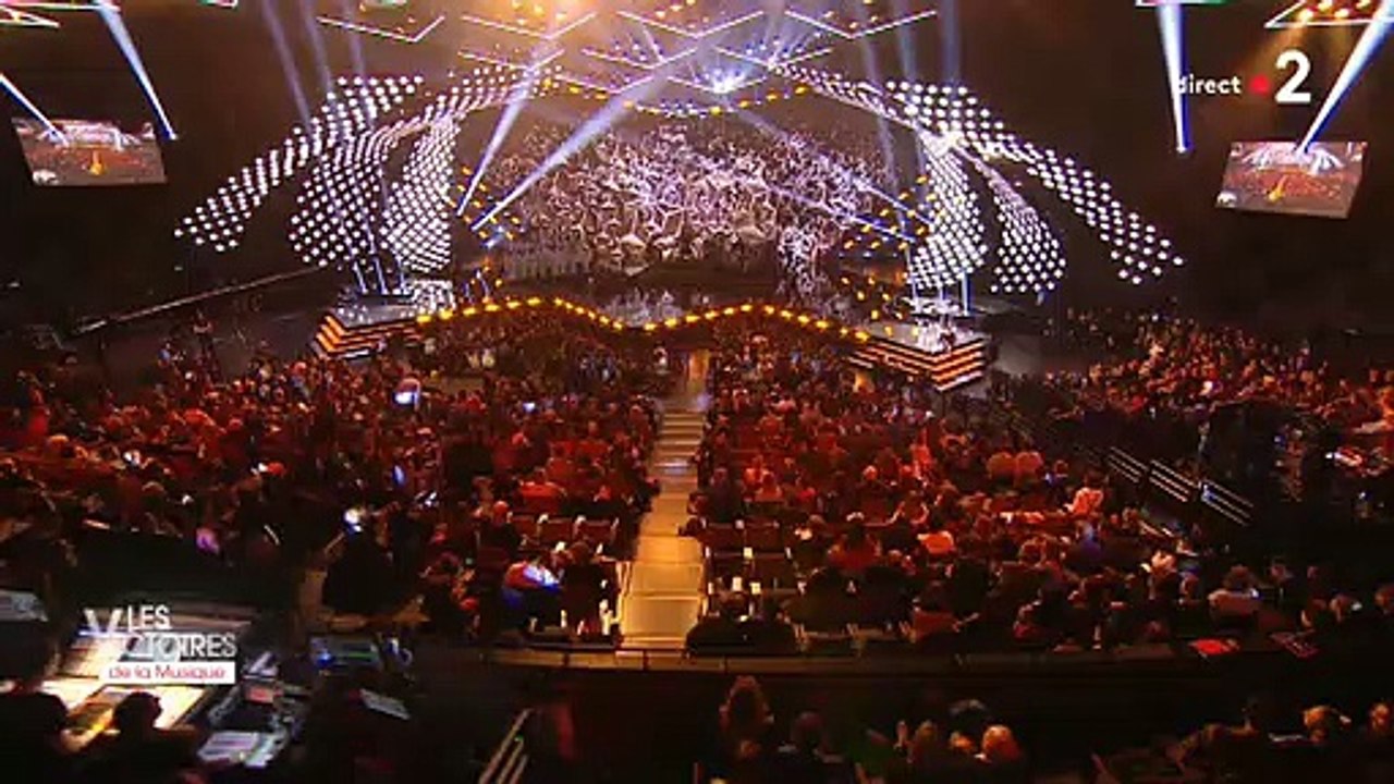 Victoires de la Musique - Shaka Ponk prétexte un problème technique et lance un message : "On va peut-être torpiller notre carrière ce soir en direct"