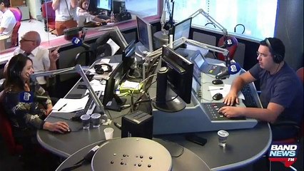 Boechat tem ataque de fúria na Band News FM