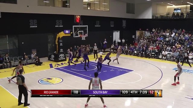 Lakers Assignee Isaac Bonga Drops 20 PTS, 8 REB, 3 STL & 3 BLK For The South Bay Lakers