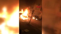 Avcılar'da Kaza Yapan Motosiklet Alev Aldı, 2 Otomobil Yandı
